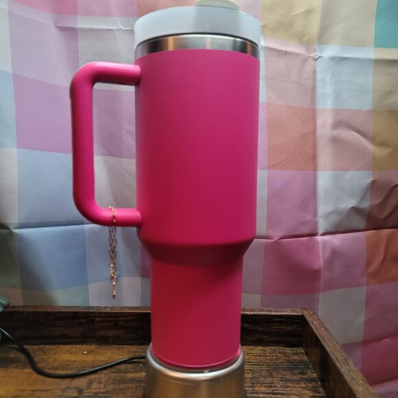 Eclectic Wallflower Other - Hot Pink Metal Insulated 40 fl oz tumbler